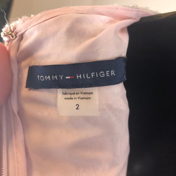 NWT Tommy Hilfiger Lace Dress Size 2 - Picture 4 of 5